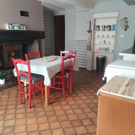 Holiday home Le Nichoir De